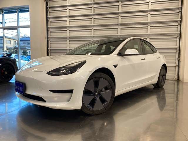 テスラ モデル３ ＲＷＤ R3年 (関東) 99