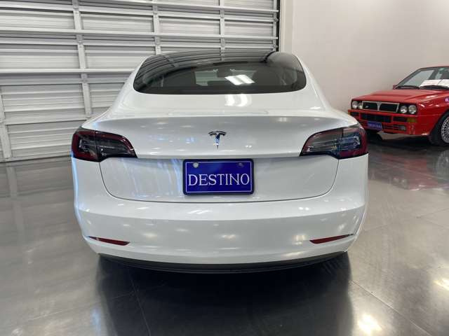 テスラ モデル３ ＲＷＤ R3年 (関東) 99