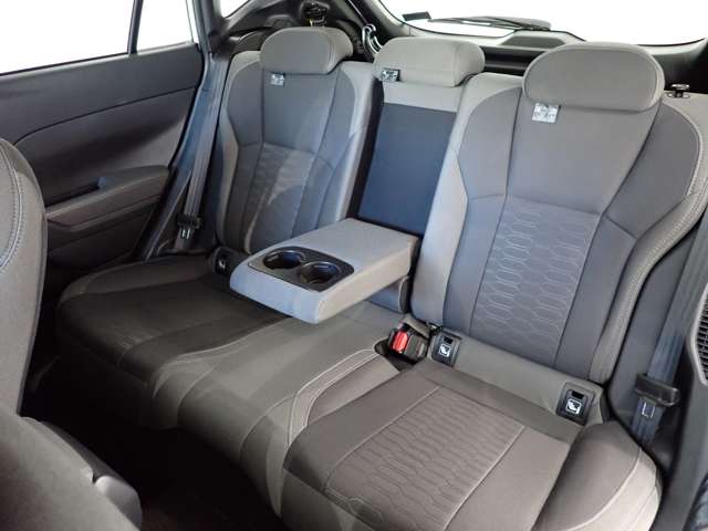 スバル インプレッサ　ハイブリッド ２．０ ＳＴ－Ｇ ４ＷＤ R5年 (関東) 99