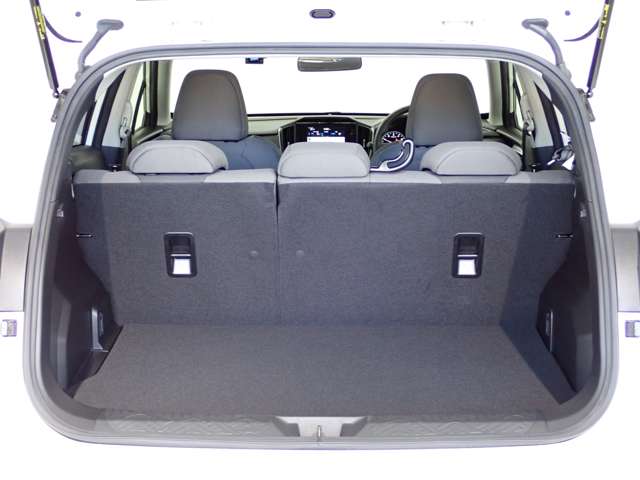 スバル インプレッサ　ハイブリッド ２．０ ＳＴ－Ｇ ４ＷＤ R5年 (関東) 99