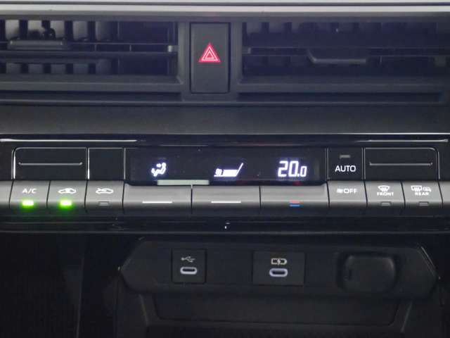 トヨタ プリウス １．８ Ｘ R5年 (関東) 99