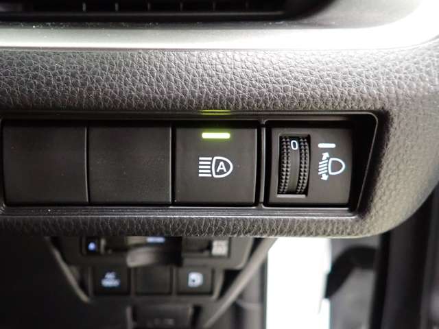 トヨタ プリウス １．８ Ｘ R5年 (関東) 99