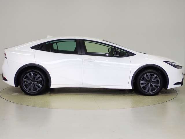 トヨタ プリウス １．８ Ｘ R5年 (関東) 99