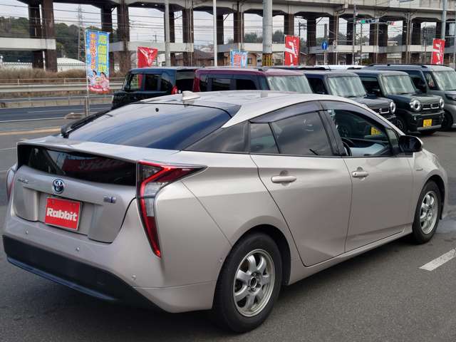 トヨタ プリウス １．８ Ａ H29年 (中国) 99