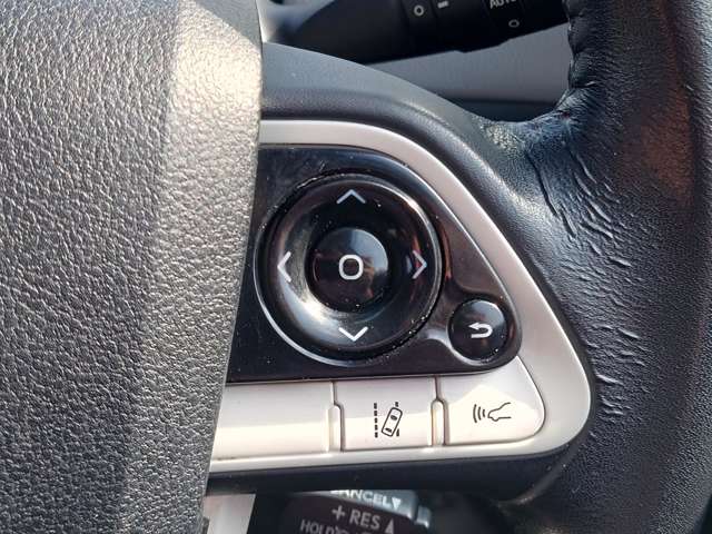 トヨタ プリウス １．８ Ａ H29年 (中国) 99