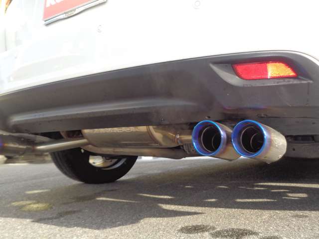 スバル インプレッサスポーツ ２．０ Ｉ－Ｓ アイサイト ４ＷＤ H30年 (中国) 99