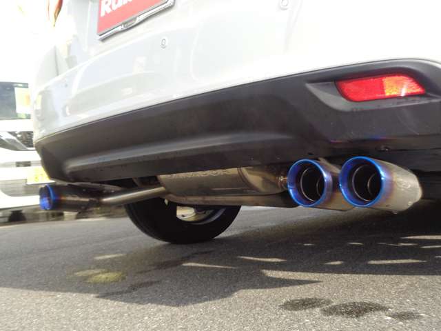 スバル インプレッサスポーツ ２．０ Ｉ－Ｓ アイサイト ４ＷＤ H30年 (中国) 99