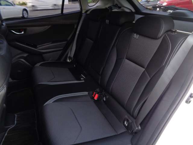 スバル インプレッサスポーツ ２．０ Ｉ－Ｓ アイサイト ４ＷＤ H30年 (中国) 99