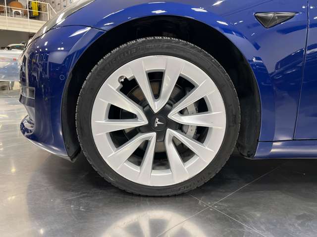 テスラ モデル３ ロングレンジ R4年 (関東) 99