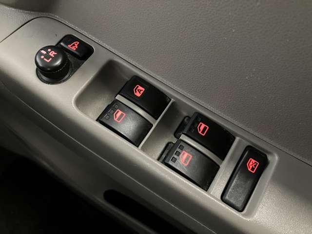 ダイハツ ムーヴ　コンテ ６６０ Ｘ ＶＳ ４ＷＤ H27年 (北海道) 99