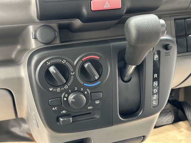 日産 ＮＶ１００クリッパー ６６０ ＤＸ ＧＬパッケージ ハイルーフ R4年 (中国) 99