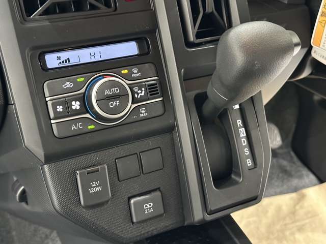 ダイハツ タフト ６６０ Ｘ R5年 (中国) 99