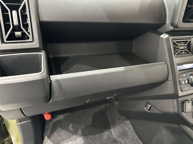 ダイハツ タフト ６６０ Ｘ R5年 (中国) 99