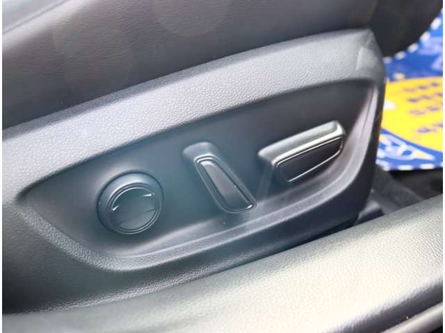 トヨタ プリウスＰＨＶ ２．０ プラグインハイブリッド Ｚ R5年 (関東) 99