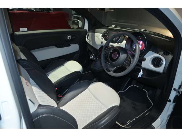 フィアット ５００Ｃ 右Ｈ ５ＭＴ イギリス仕様 日本未導入 R4年 (関東) 99