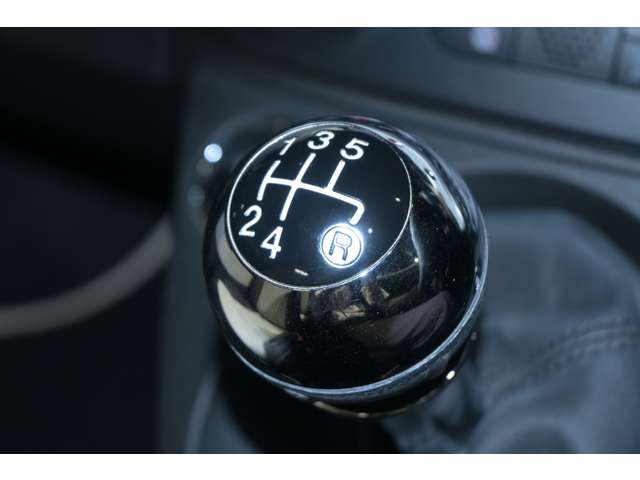 フィアット ５００Ｃ 右Ｈ ５ＭＴ イギリス仕様 日本未導入 R4年 (関東) 99