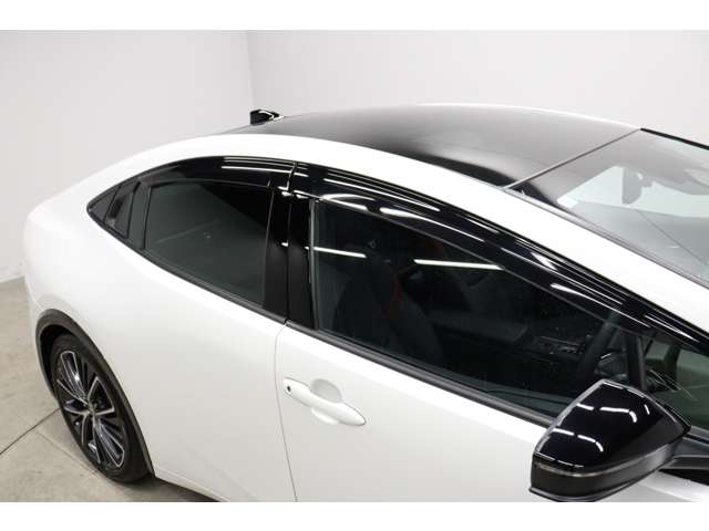 トヨタ プリウス ２．０ Ｚ R5年 (東海) 99