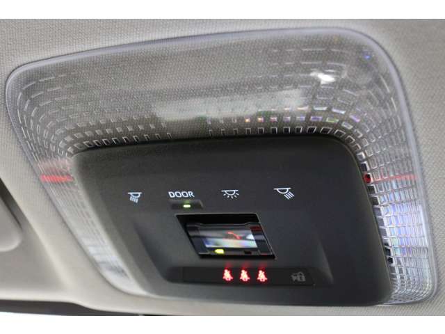 トヨタ プリウス ２．０ Ｚ R5年 (東海) 99