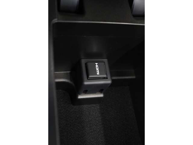 トヨタ プリウス ２．０ Ｚ R5年 (東海) 99