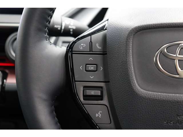 トヨタ プリウス ２．０ Ｚ R5年 (東海) 99