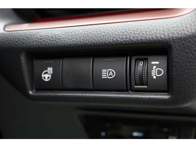 トヨタ プリウス ２．０ Ｚ R5年 (東海) 99