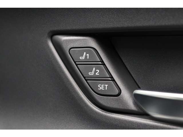 トヨタ プリウス ２．０ Ｚ R5年 (東海) 99