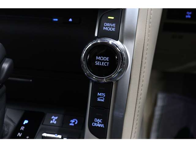 トヨタ ランドクルーザー ３．５ ＺＸ ４ＷＤ R5年 (東海) 99