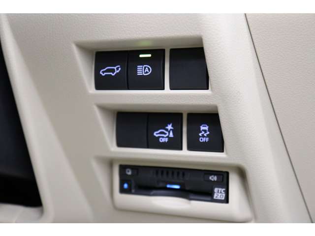 トヨタ ランドクルーザー ３．５ ＺＸ ４ＷＤ R5年 (東海) 99