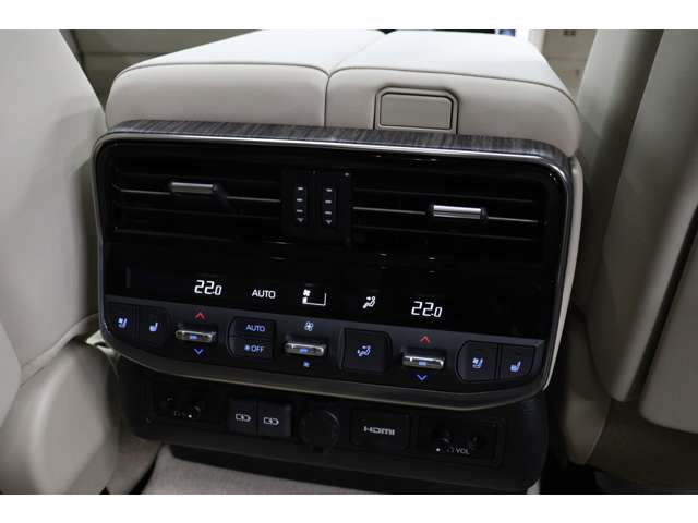 トヨタ ランドクルーザー ３．５ ＺＸ ４ＷＤ R5年 (東海) 99