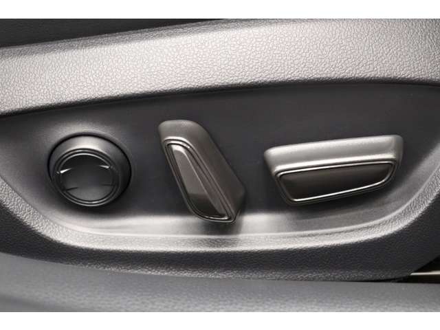 トヨタ プリウス ２．０ Ｚ R6年 (東海) 99