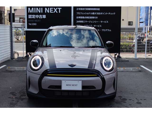 ミニ ミニ クーパーＤ ５ドア カムデン エディション ＤＣＴ R6年 (近畿) 99