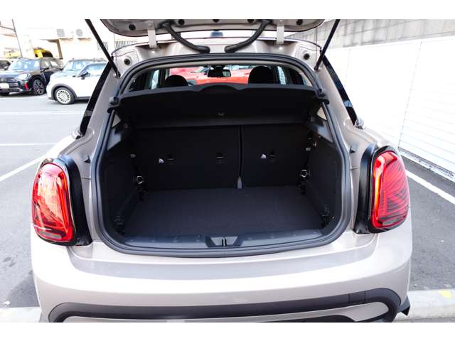 ミニ ミニ クーパーＤ ５ドア カムデン エディション ＤＣＴ R6年 (近畿) 99