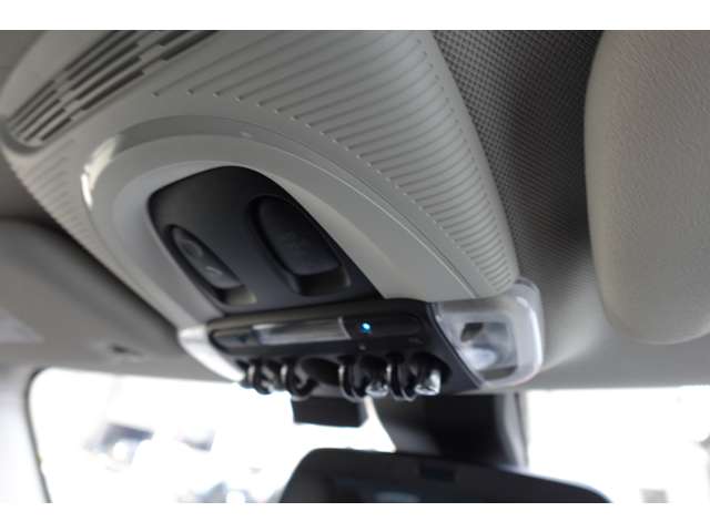 ミニ ミニ クーパーＤ ５ドア カムデン エディション ＤＣＴ R6年 (近畿) 99