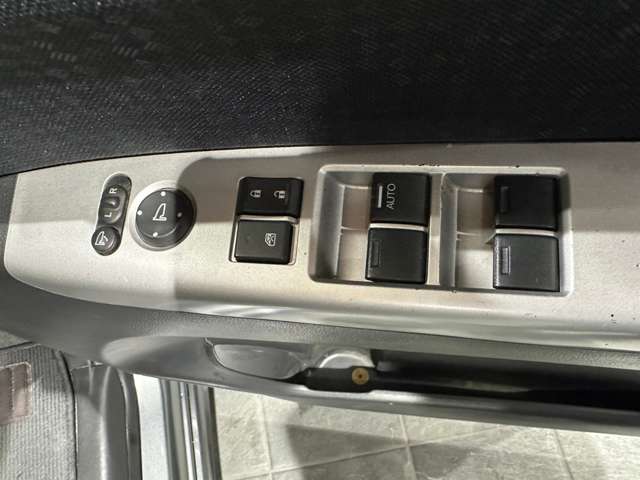 ホンダ Ｎ　ＢＯＸ ６６０ カスタムＧ ターボ Ｌパッケージ H27年 (近畿) 99