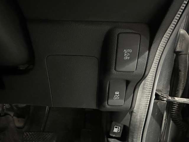 ホンダ Ｎ　ＢＯＸ ６６０ カスタムＧ ターボ Ｌパッケージ H27年 (近畿) 99