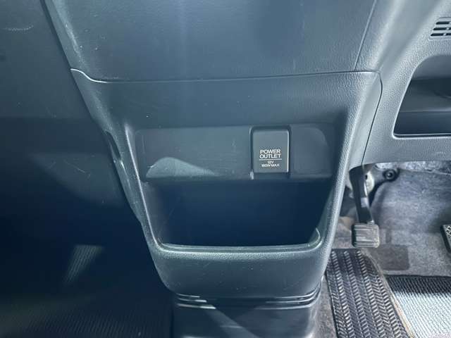 ホンダ Ｎ　ＢＯＸ ６６０ カスタムＧ ターボ Ｌパッケージ H27年 (近畿) 99