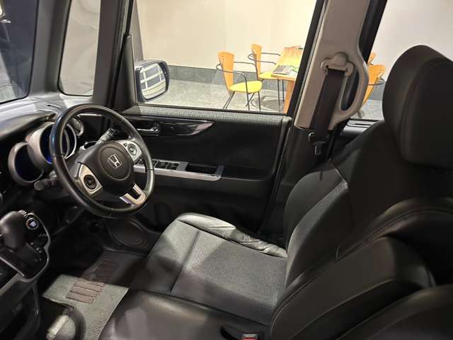 ホンダ Ｎ　ＢＯＸ ６６０ カスタムＧ ターボ Ｌパッケージ H27年 (近畿) 99