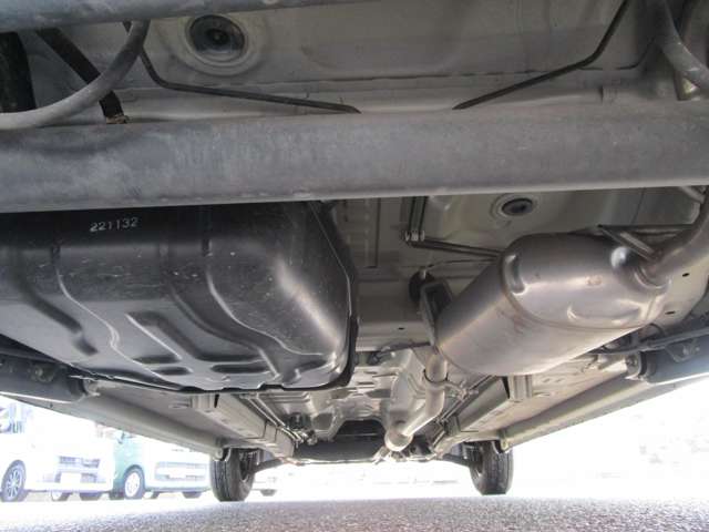 日産 モコ ６６０ Ｓ H25年 (中国) 99