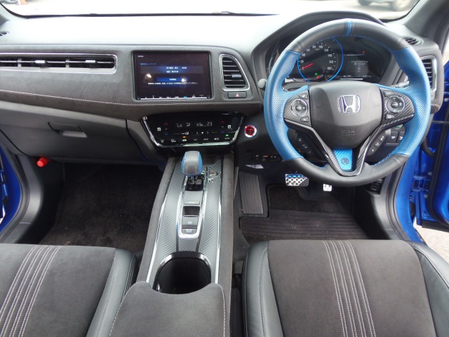 ホンダ ヴェゼル １．５ ハイブリッド ＲＳ ホンダセンシング R1年 (東海) 99