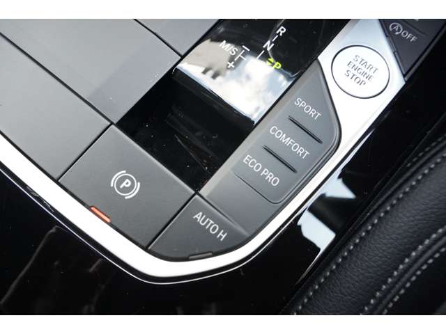 ＢＭＷ １シリーズ １１８Ｄ プレイ ディーゼルターボ R6年 (近畿) 99