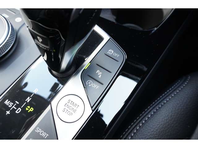 ＢＭＷ １シリーズ １１８Ｄ プレイ ディーゼルターボ R6年 (近畿) 99