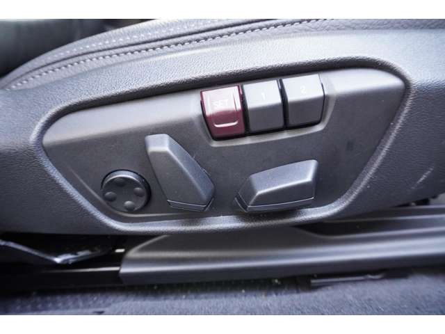 ＢＭＷ １シリーズ １１８Ｄ プレイ ディーゼルターボ R6年 (近畿) 99