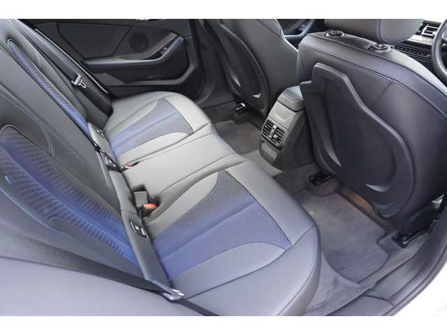 ＢＭＷ １シリーズ １１８Ｄ Ｍスポーツ ディーゼルターボ R6年 (近畿) 99