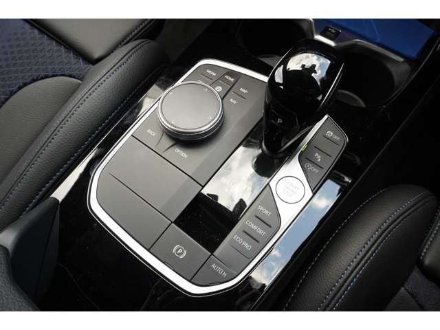 ＢＭＷ １シリーズ １１８Ｄ Ｍスポーツ ディーゼルターボ R6年 (近畿) 99