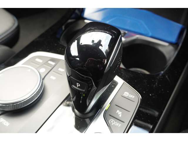 ＢＭＷ １シリーズ １１８Ｄ Ｍスポーツ ディーゼルターボ R6年 (近畿) 99