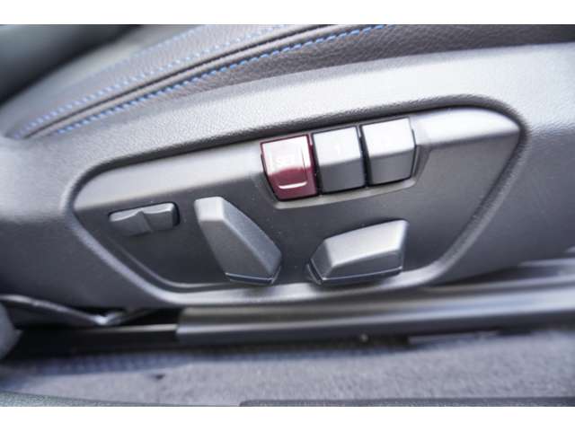 ＢＭＷ １シリーズ １１８Ｄ Ｍスポーツ ディーゼルターボ R6年 (近畿) 99