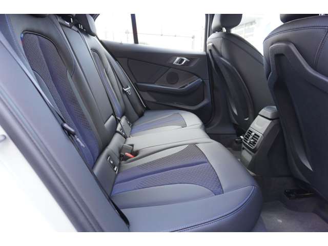 ＢＭＷ １シリーズ １１８Ｄ Ｍスポーツ ディーゼルターボ R6年 (近畿) 99