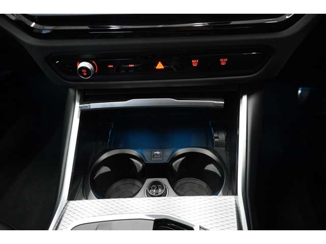 ＢＭＷ ３シリーズ ３２０ｉ　Ｍスポーツ R6年 (近畿) 99