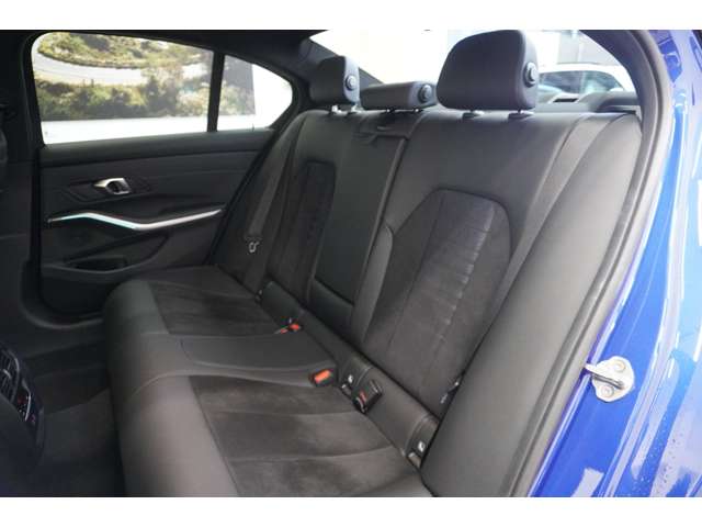 ＢＭＷ ３シリーズ ３２０ｉ　Ｍスポーツ R6年 (近畿) 99