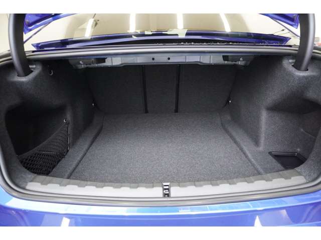 ＢＭＷ ３シリーズ ３２０ｉ　Ｍスポーツ R6年 (近畿) 99